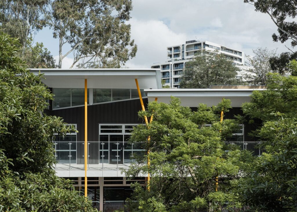 Lady Huntingfield Bldg Eng